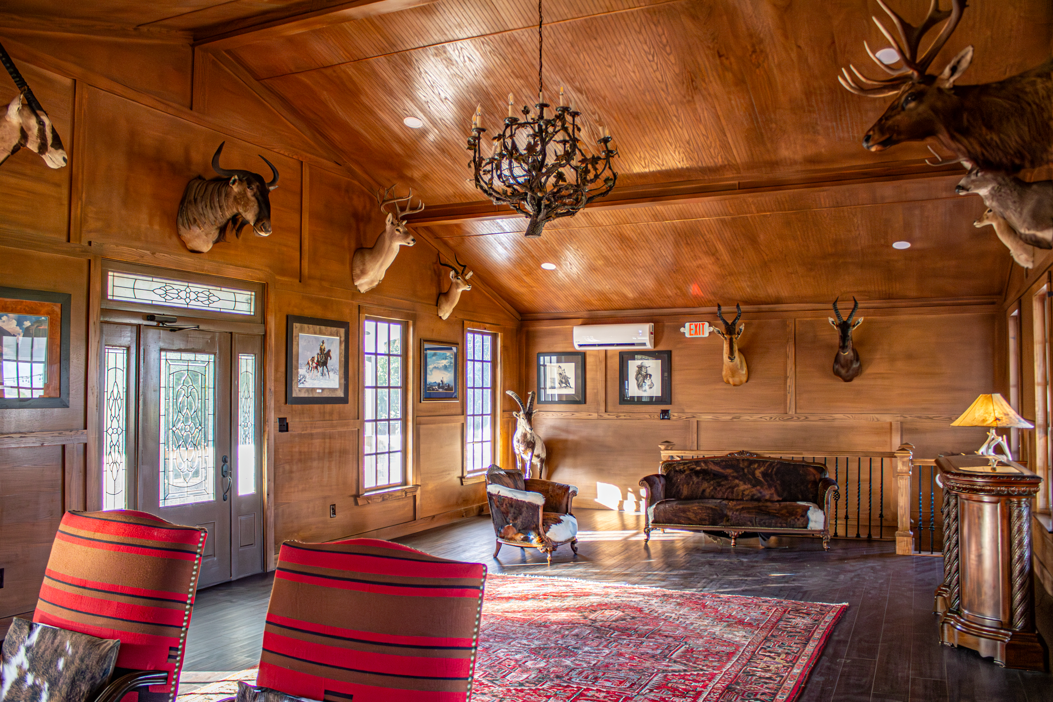 Party Barn – Moon River Ranch